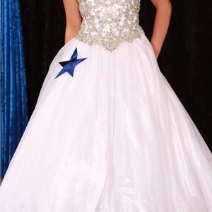 Pageant dress